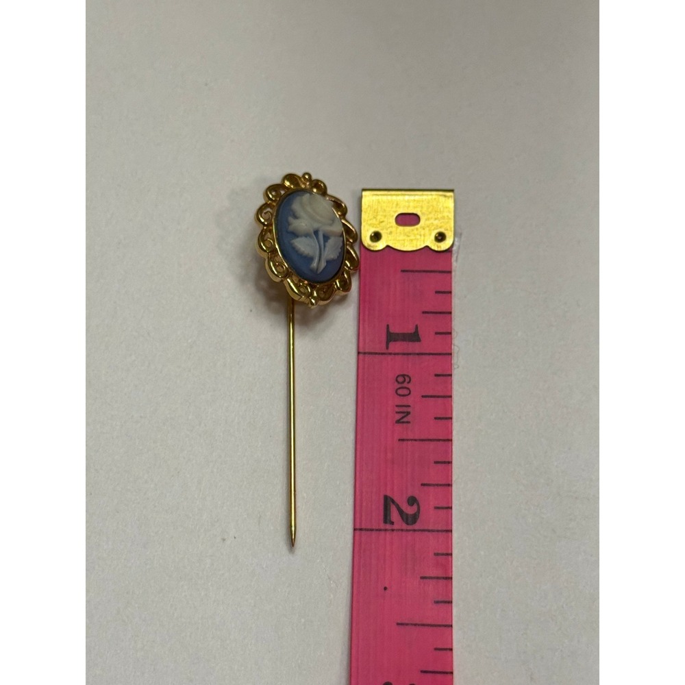Monet Vintage Gold Tone Blue White Rose‎ Cameo Stick Pin Brooch Floral Jewelry